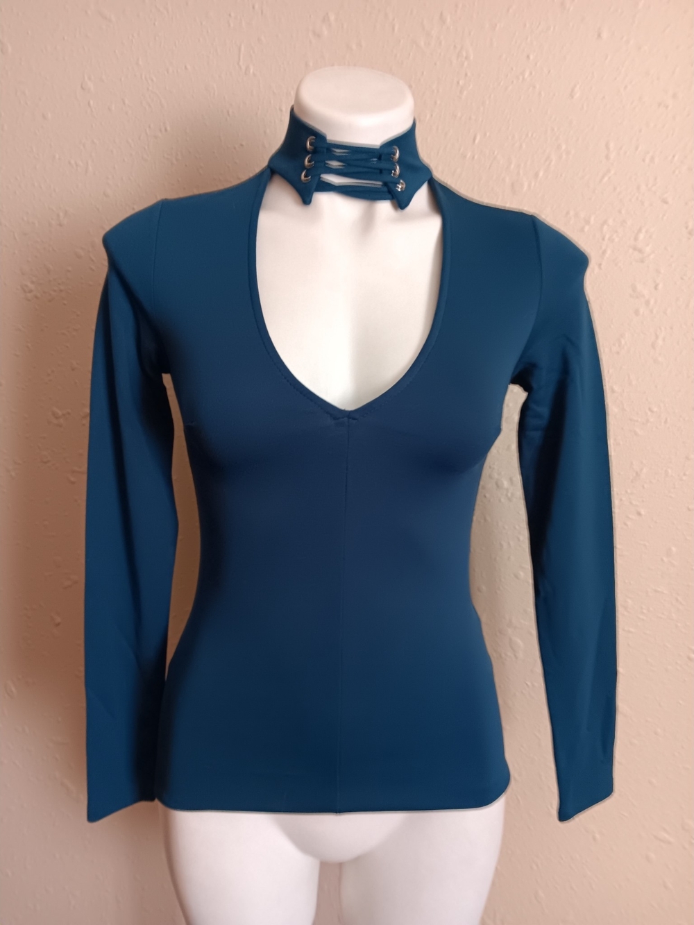 bebe Teal Long Sleeve V-Neck Top with Lace-Up Choker